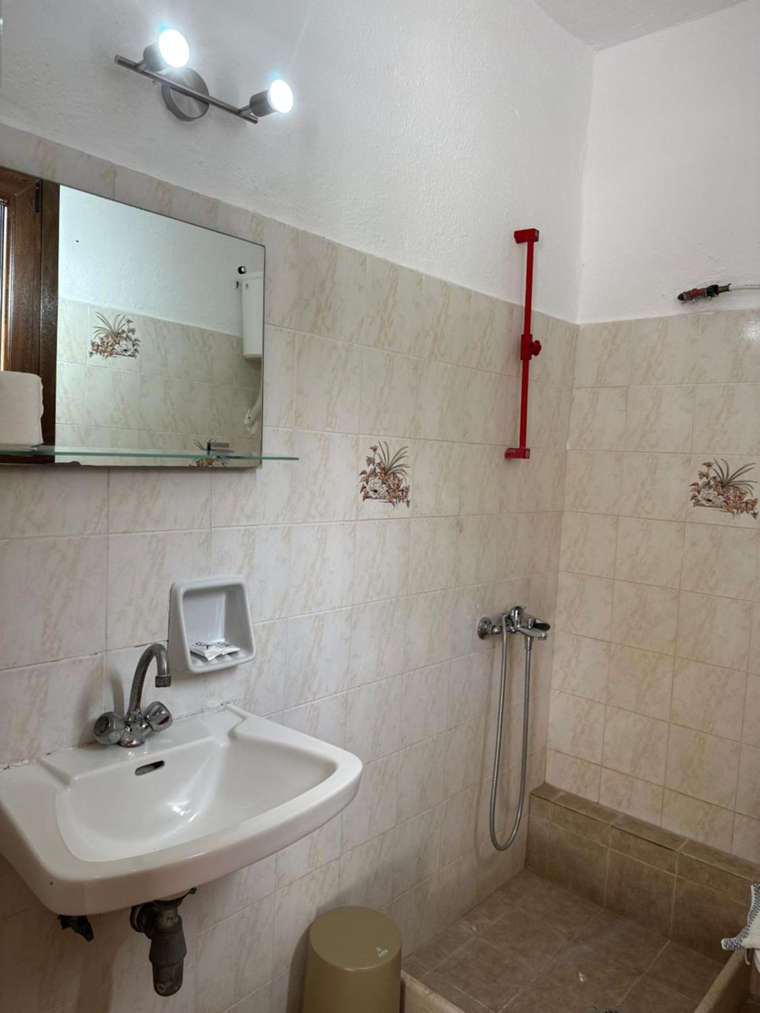 Giannis Apartment Pisses Exterior photo